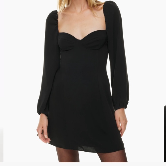 Aritzia Dresses & Skirts - Aritzia Wilfred New Novella Dress